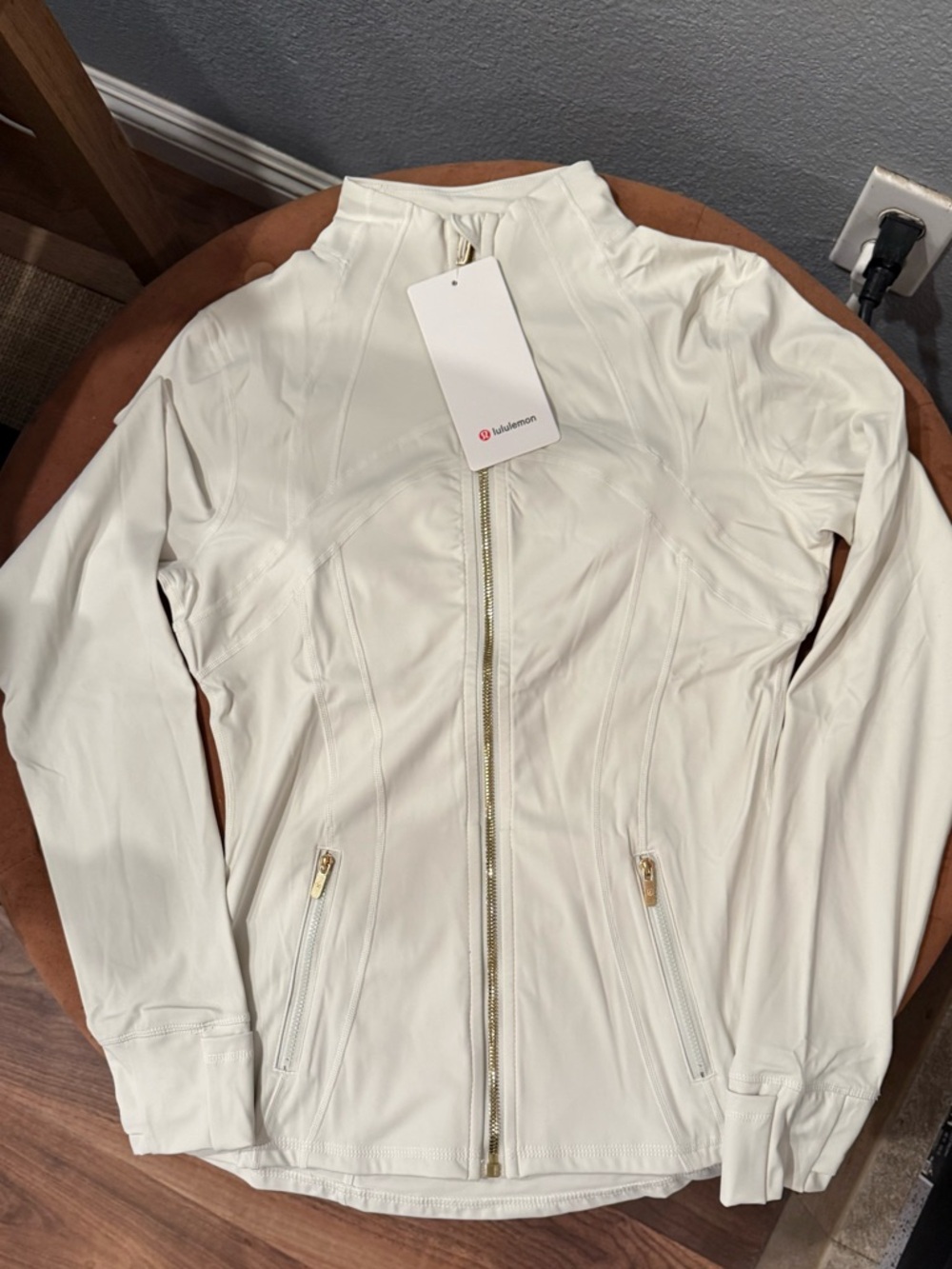 ⚪️💟 lululemon athletica Pale white Full-Zip Jacket⚪️💟
